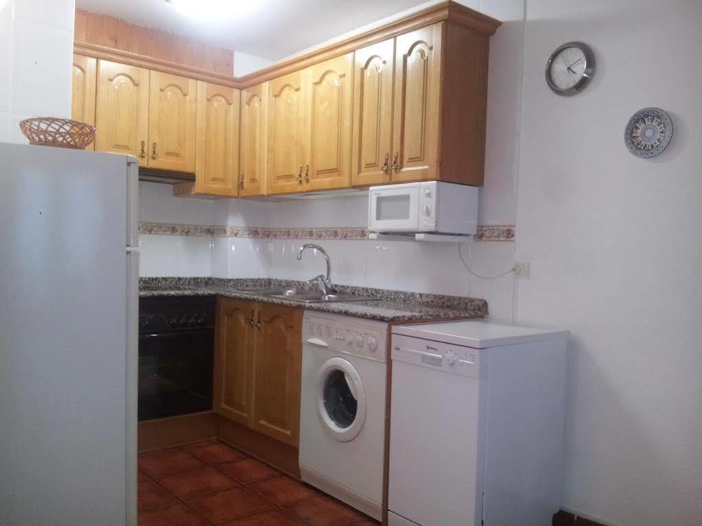 Apartamentos Petronilla 베나스크 외부 사진